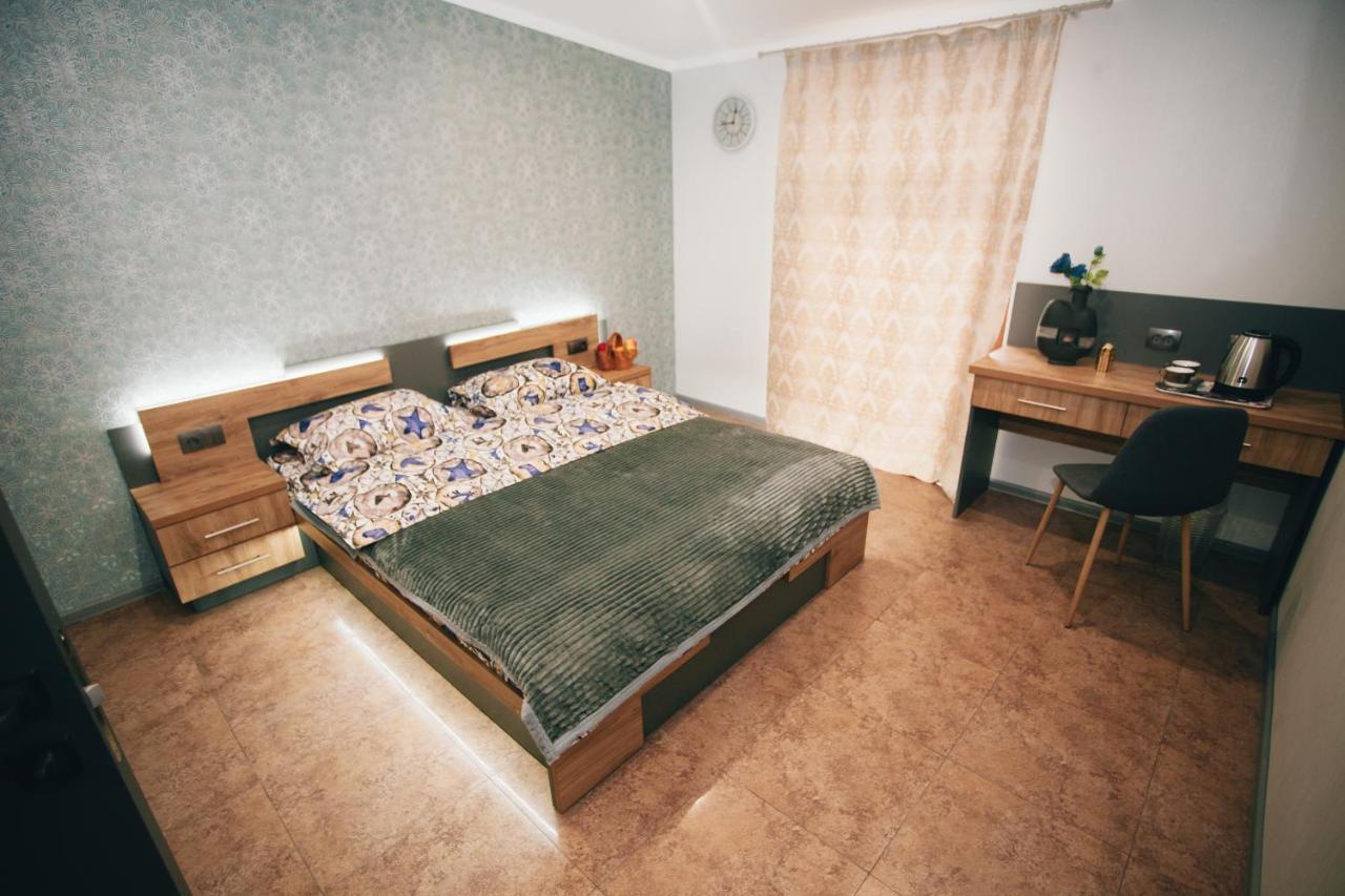 4Rooms Vinnytsia Exterior foto